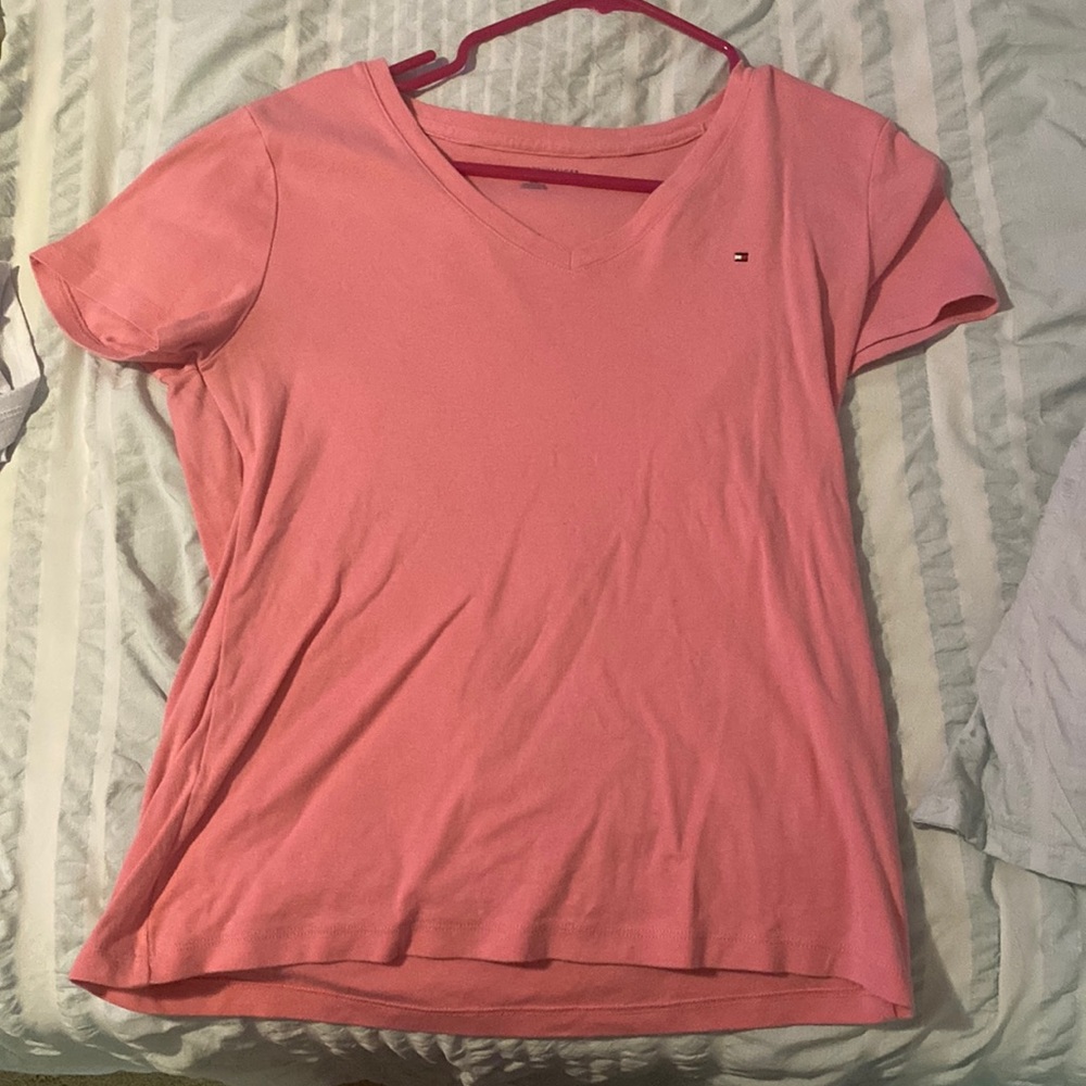 large Tommy Hilfiger pink woman’s shirt.